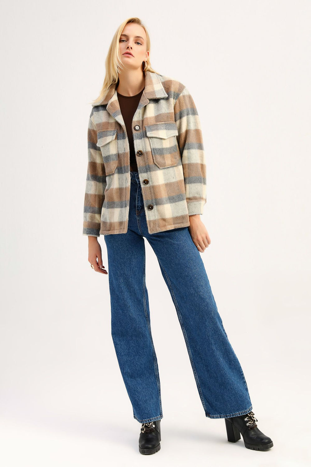 İki Cepli Ekose Ceket Bej