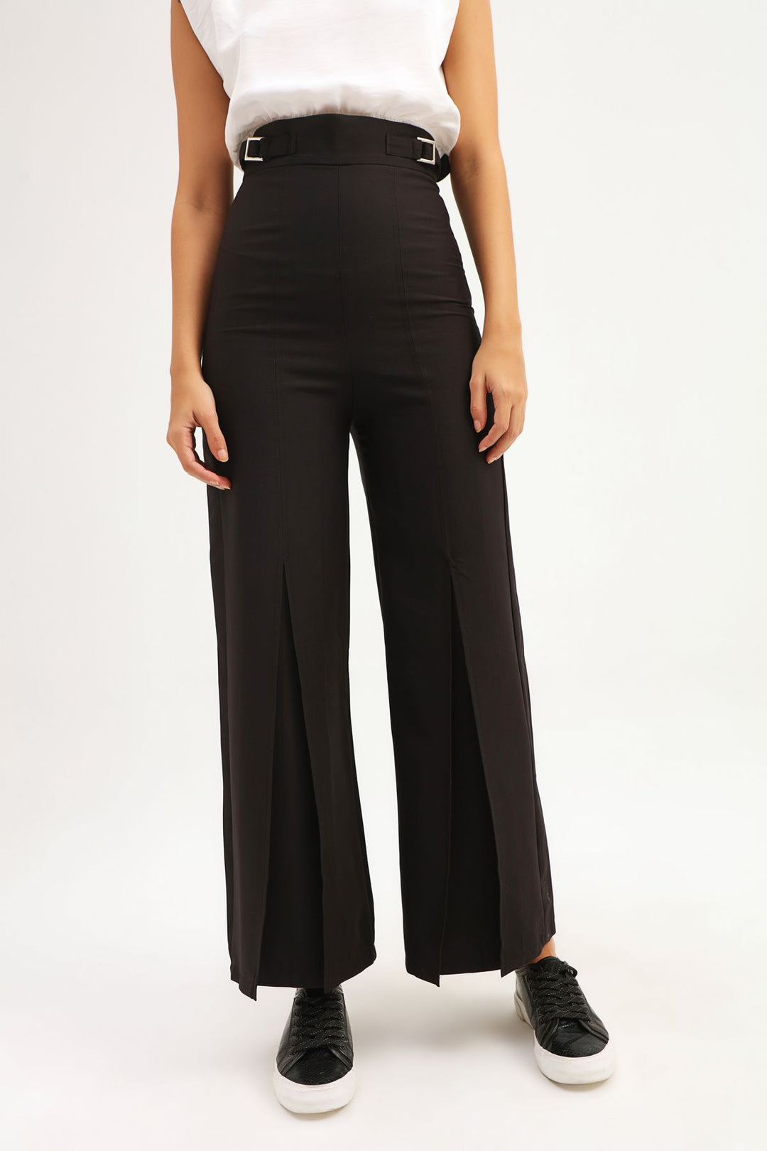 Buckle Detailed Slit Trousers Black