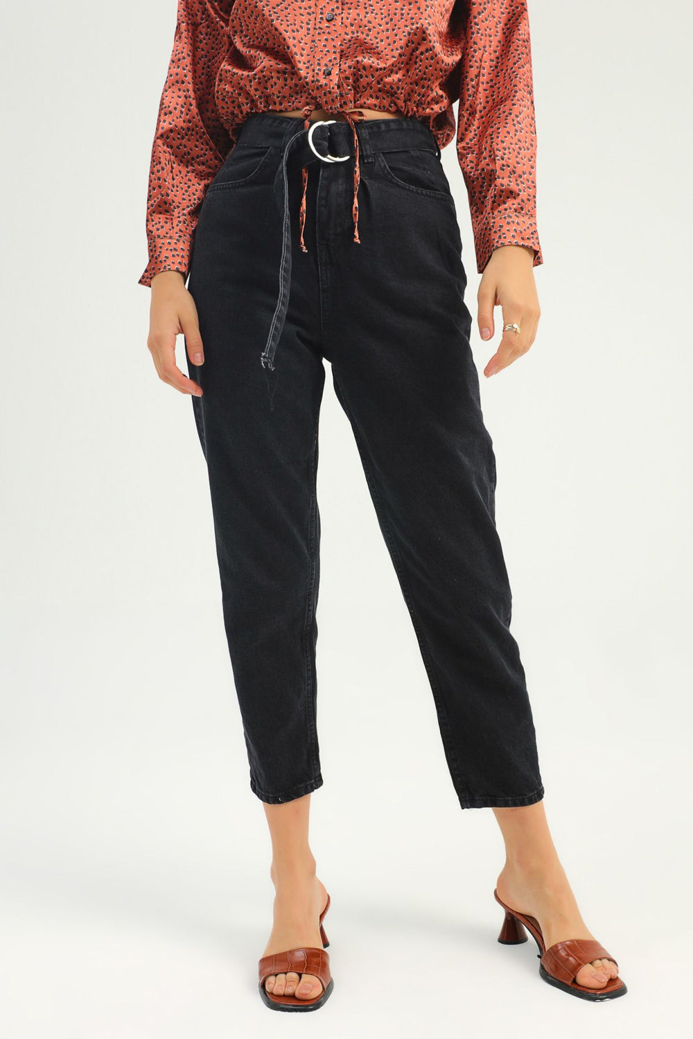 Kemerli Mom Jean Siyah