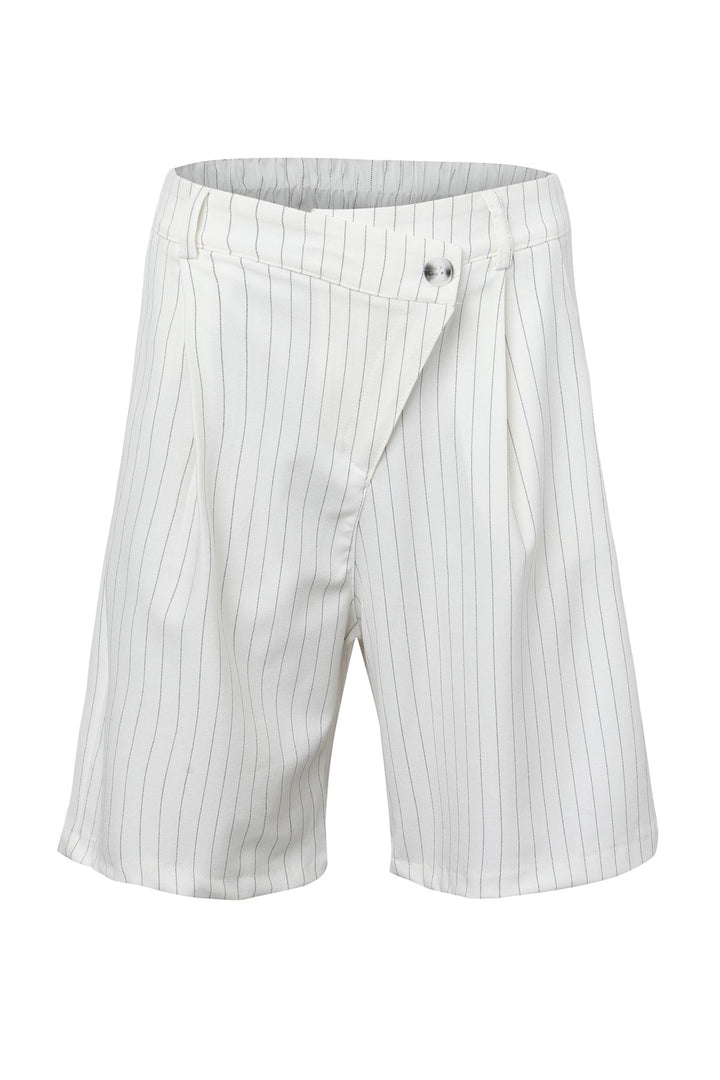 Çzigili Anvelop Şort Beyaz