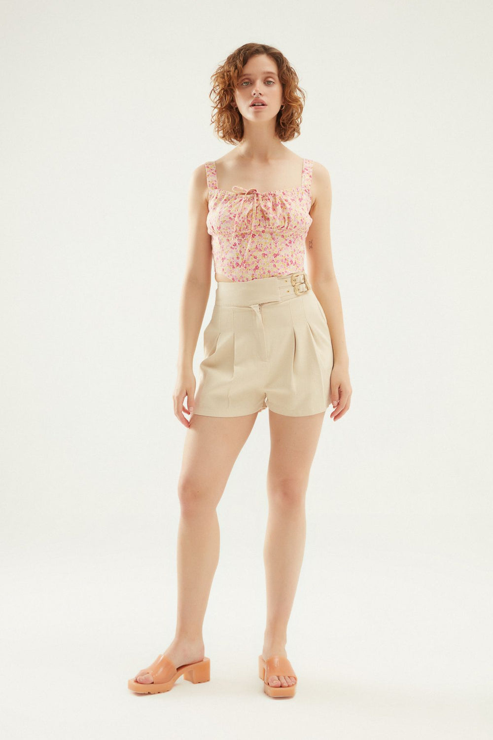 Buckle Accessory Gabardine Shorts Stone