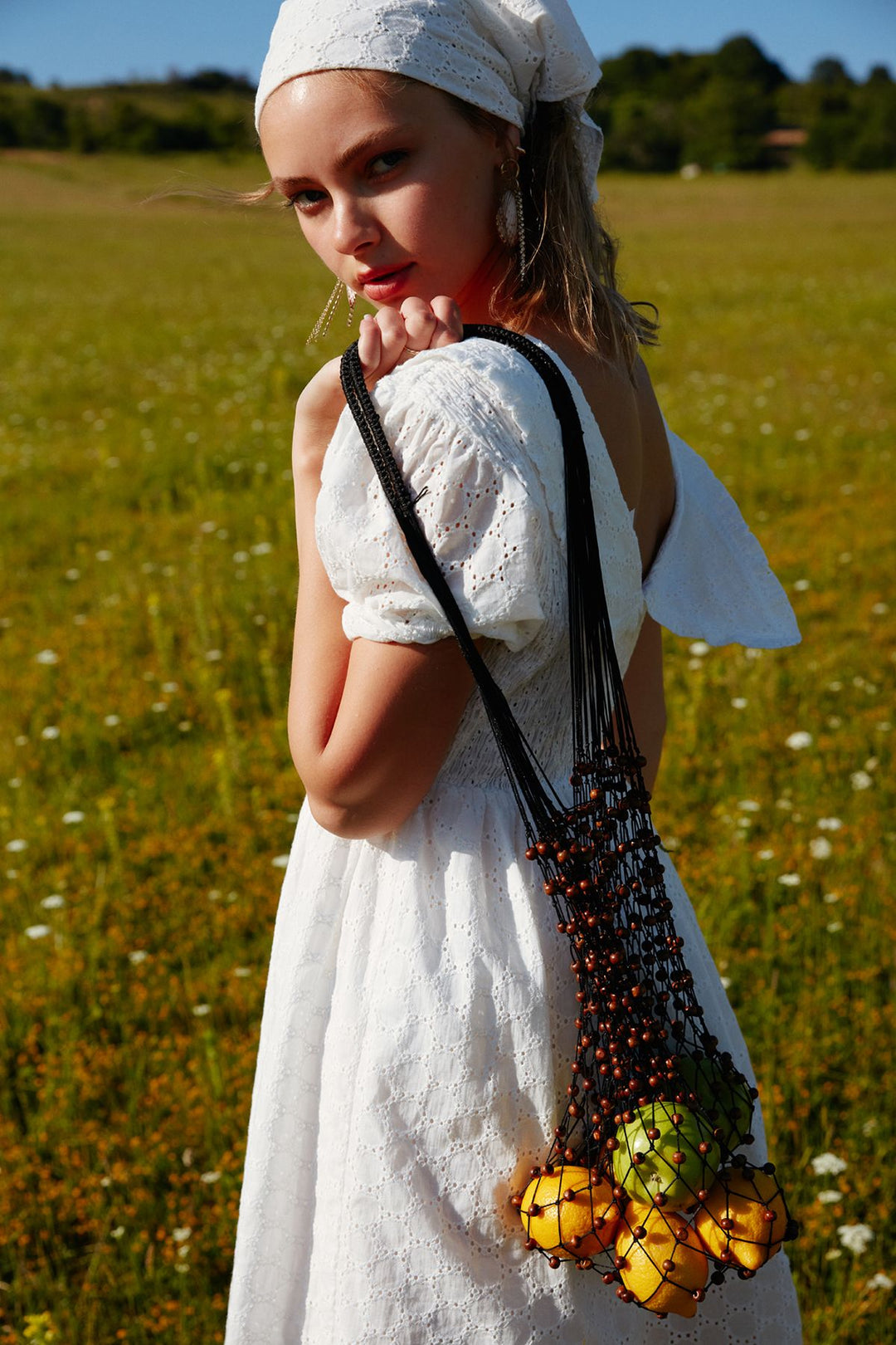 Beli Gipeli Bebe Yaka Elbise Beyaz