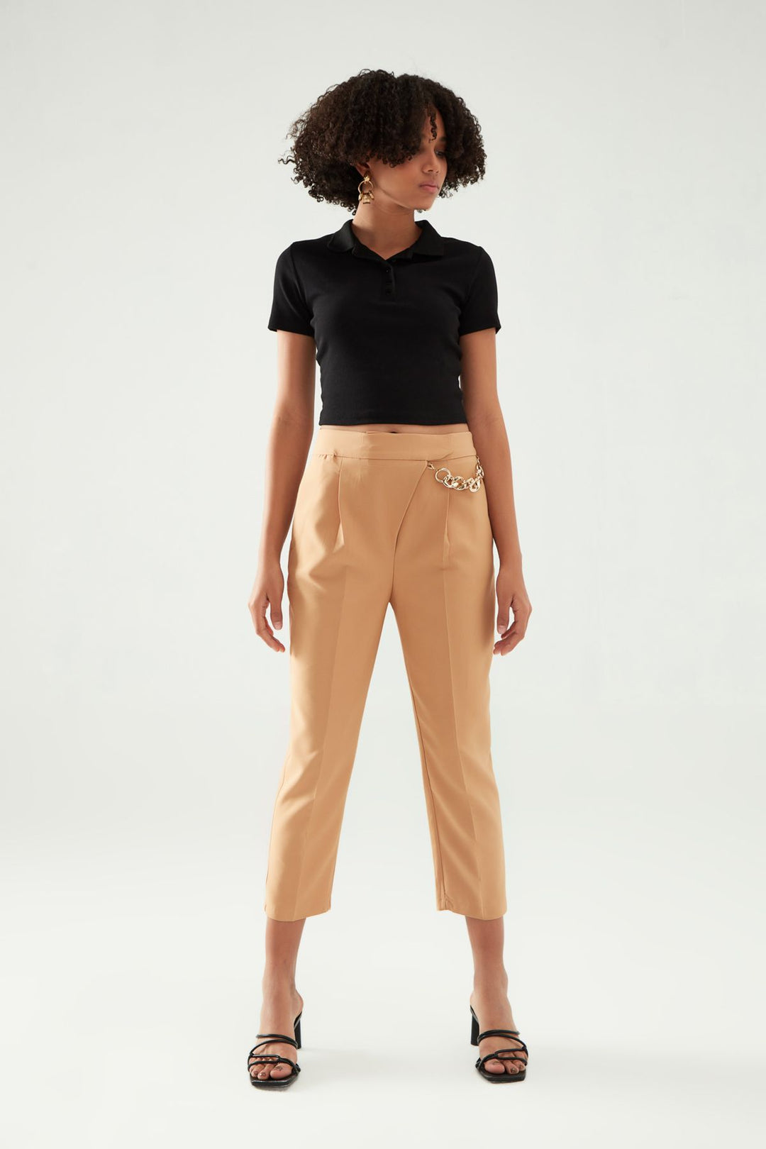 Zincir Aksesuarlı Yüksel Bel Pantolon Camel