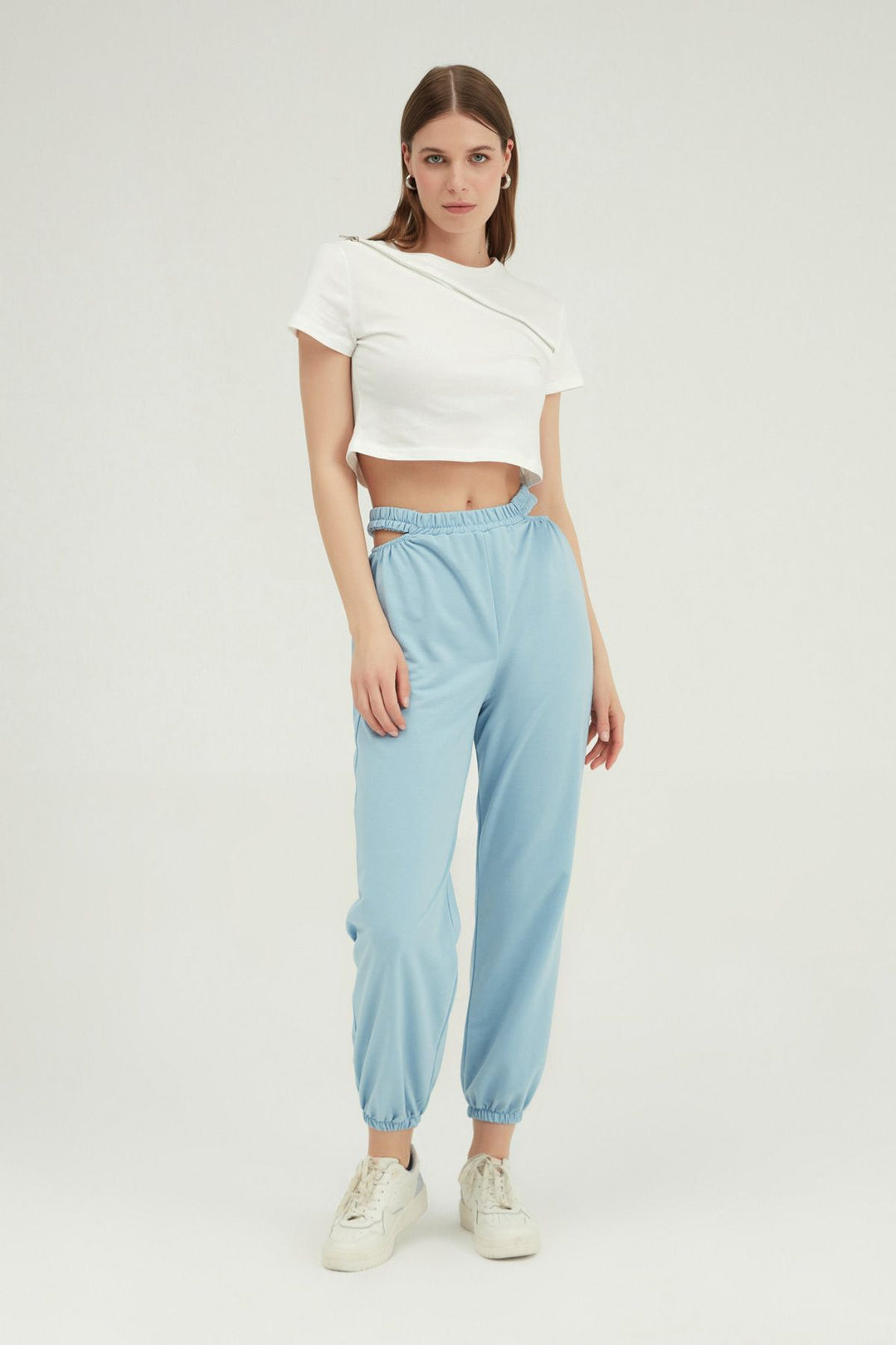 Low-cut Jogger Pants Baby Blue