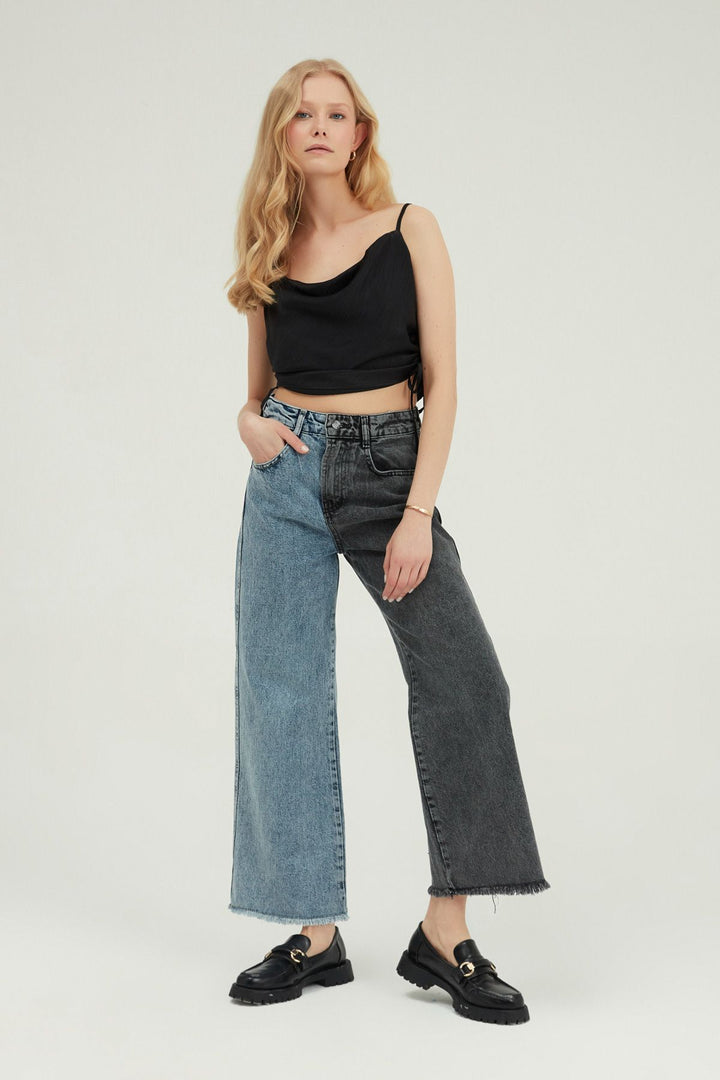 Two Color Wide Leg Jeans Blue