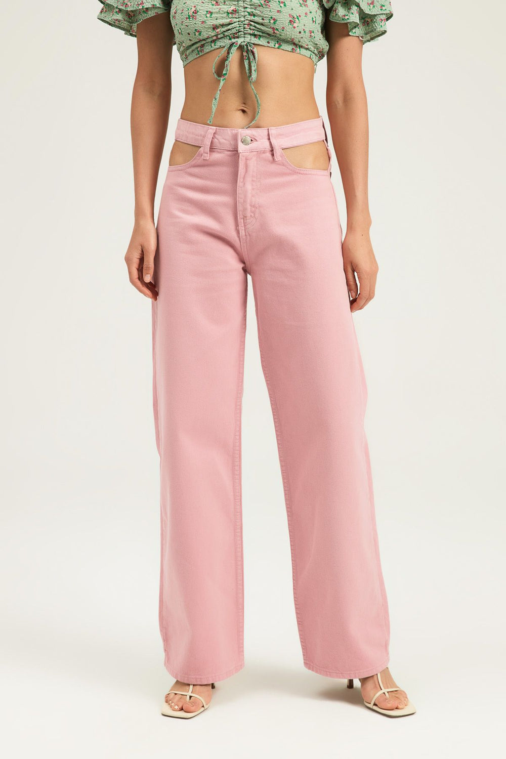 Decollete Detailed Mom Jean Candy Pink