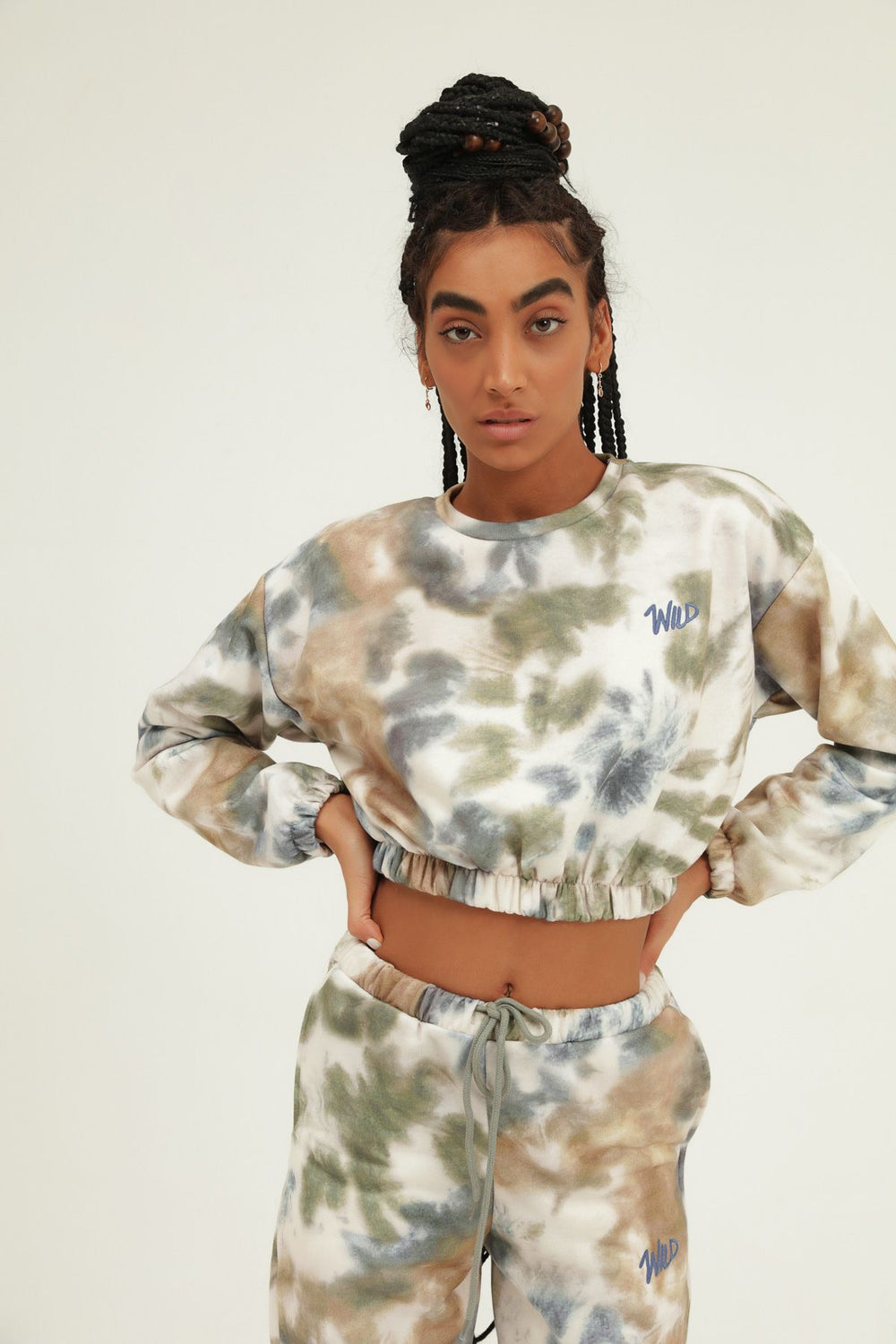 Batik Patterned Embroidered Sweatshirt Indigo