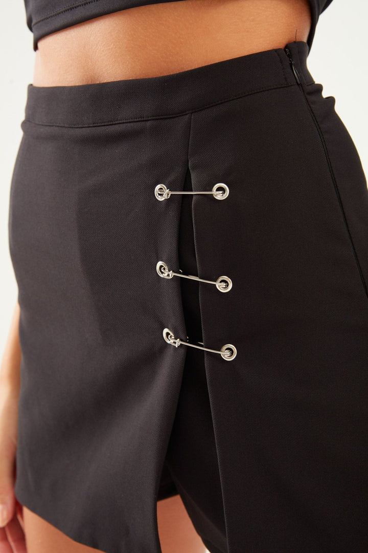 Aksesuarlı Şort Etek Siyah