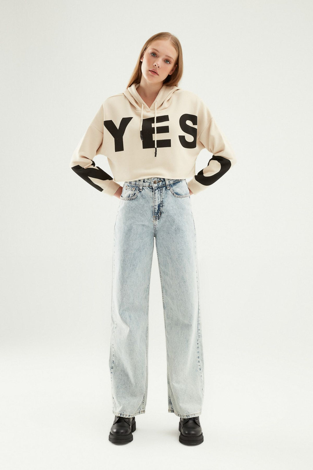 Baskılı Crop Sweatshirt Bej