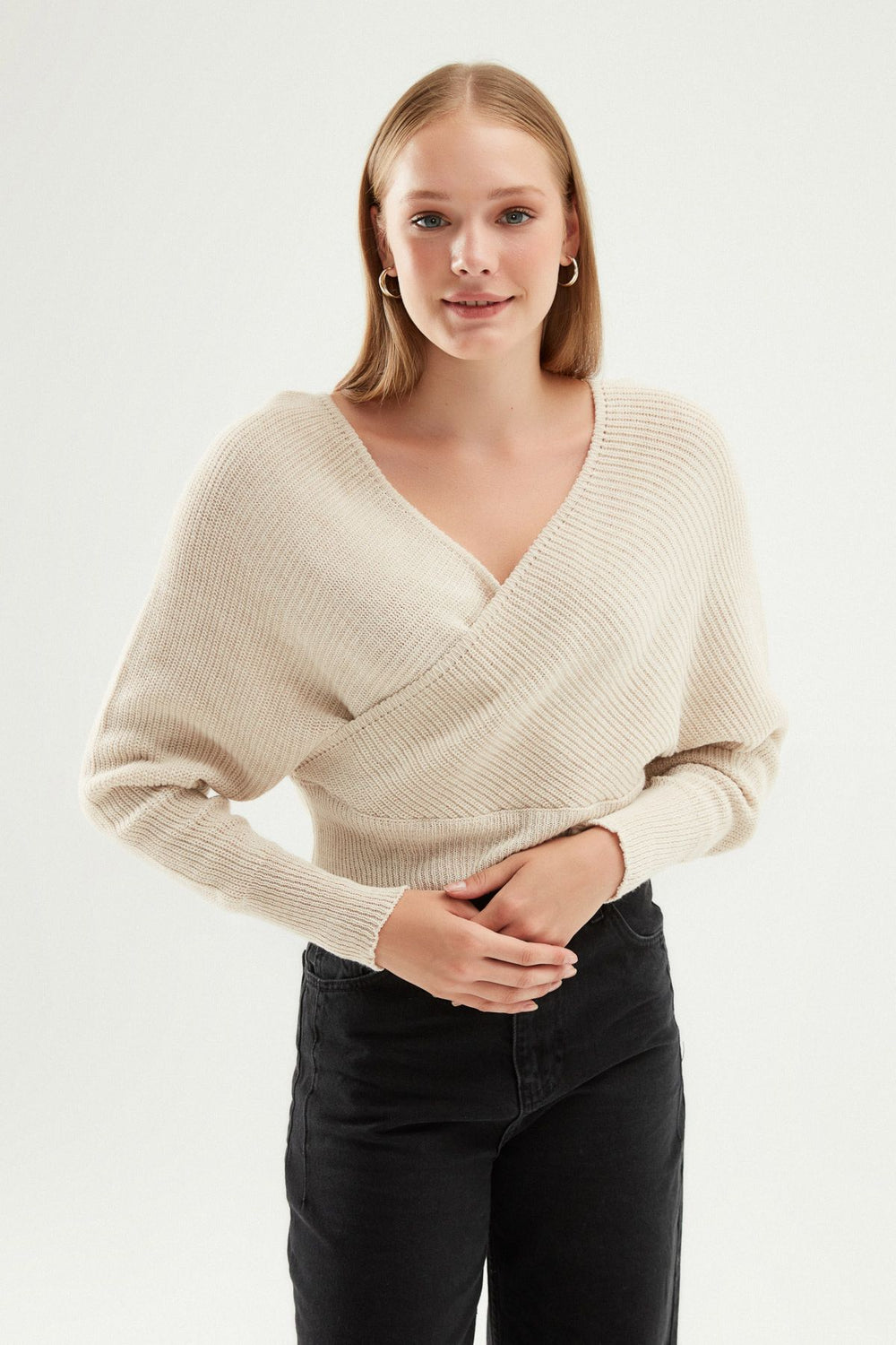 V Yaka Düşük Omuz Triko Taş