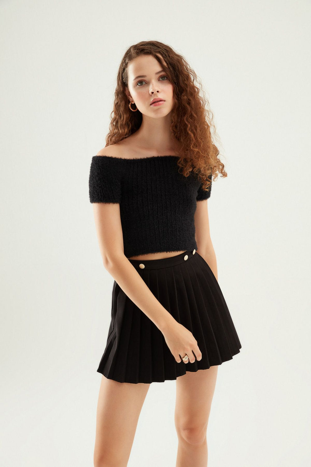 Düşük Omuz Crop Triko Siyah