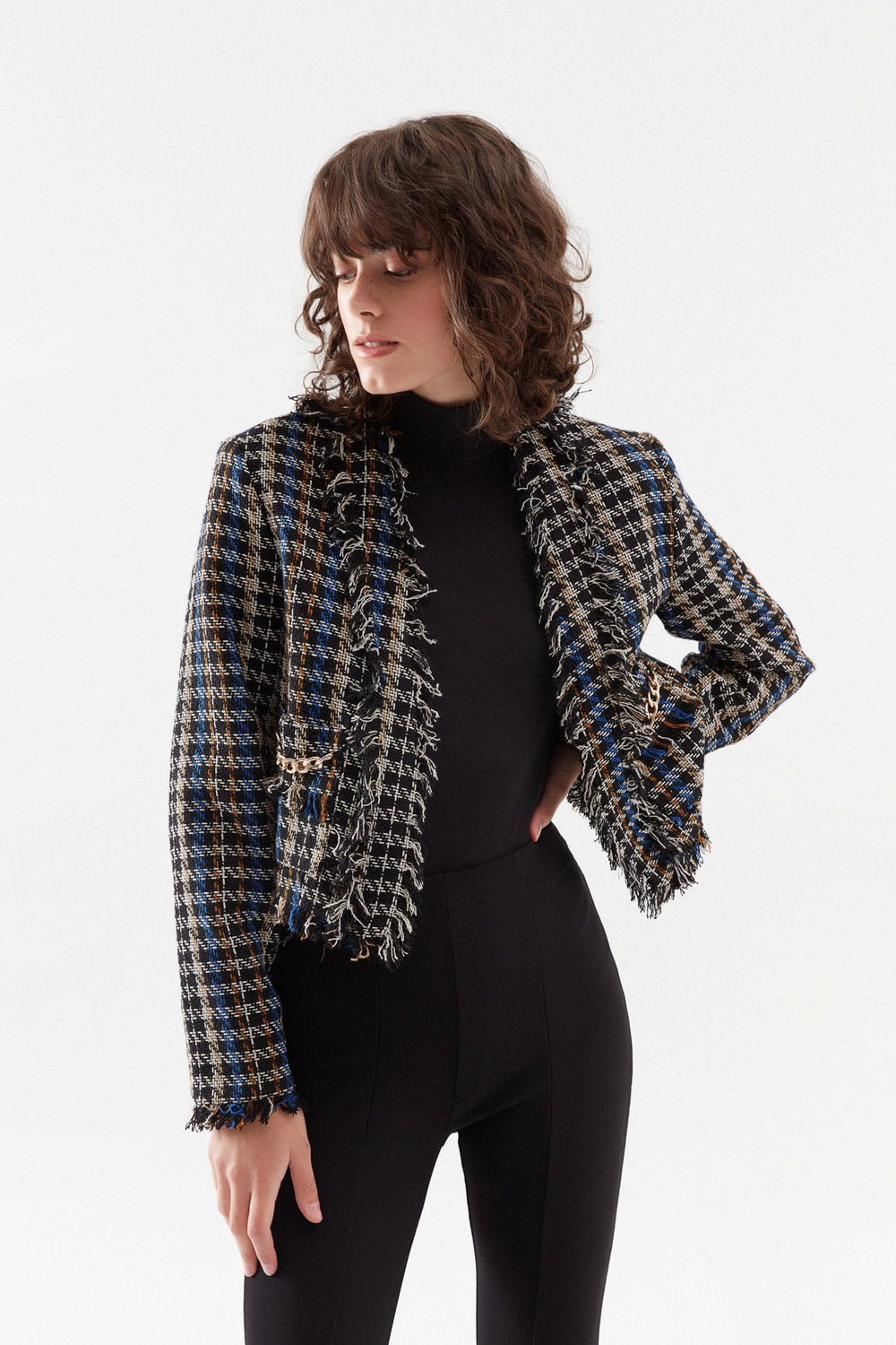 Püsküllü Kazayağı Crop Ceket Siyah