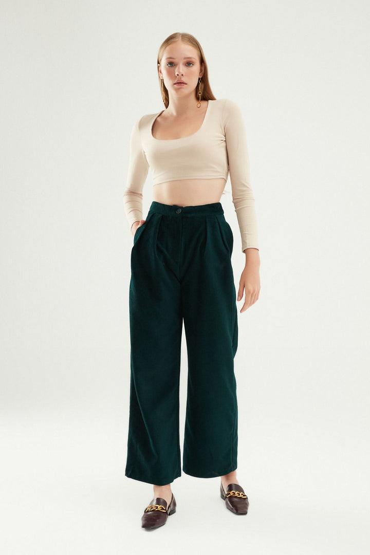Pleated Velvet Trousers Dark Green