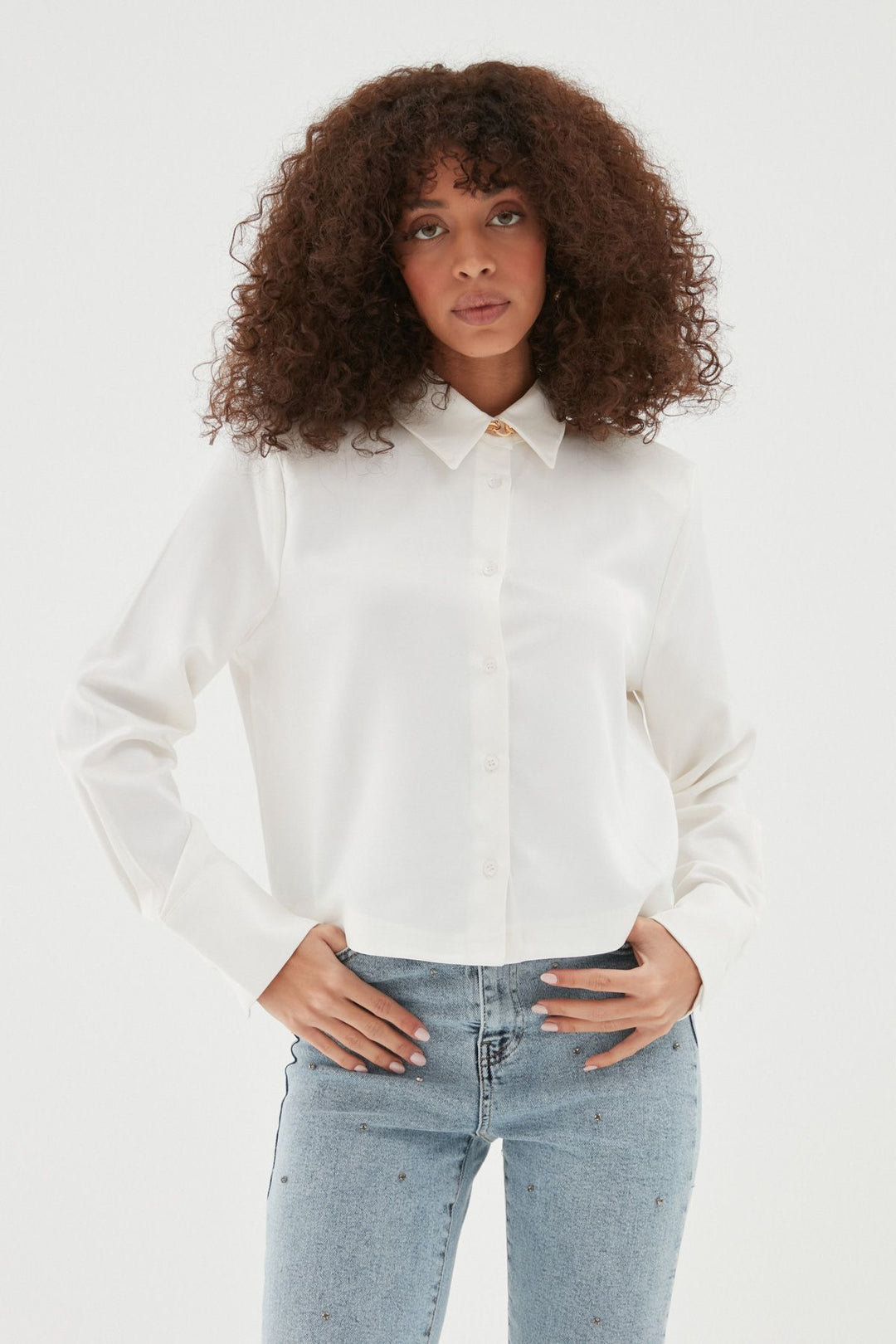 Satin Shirt Ecru with Wadding Sleeves