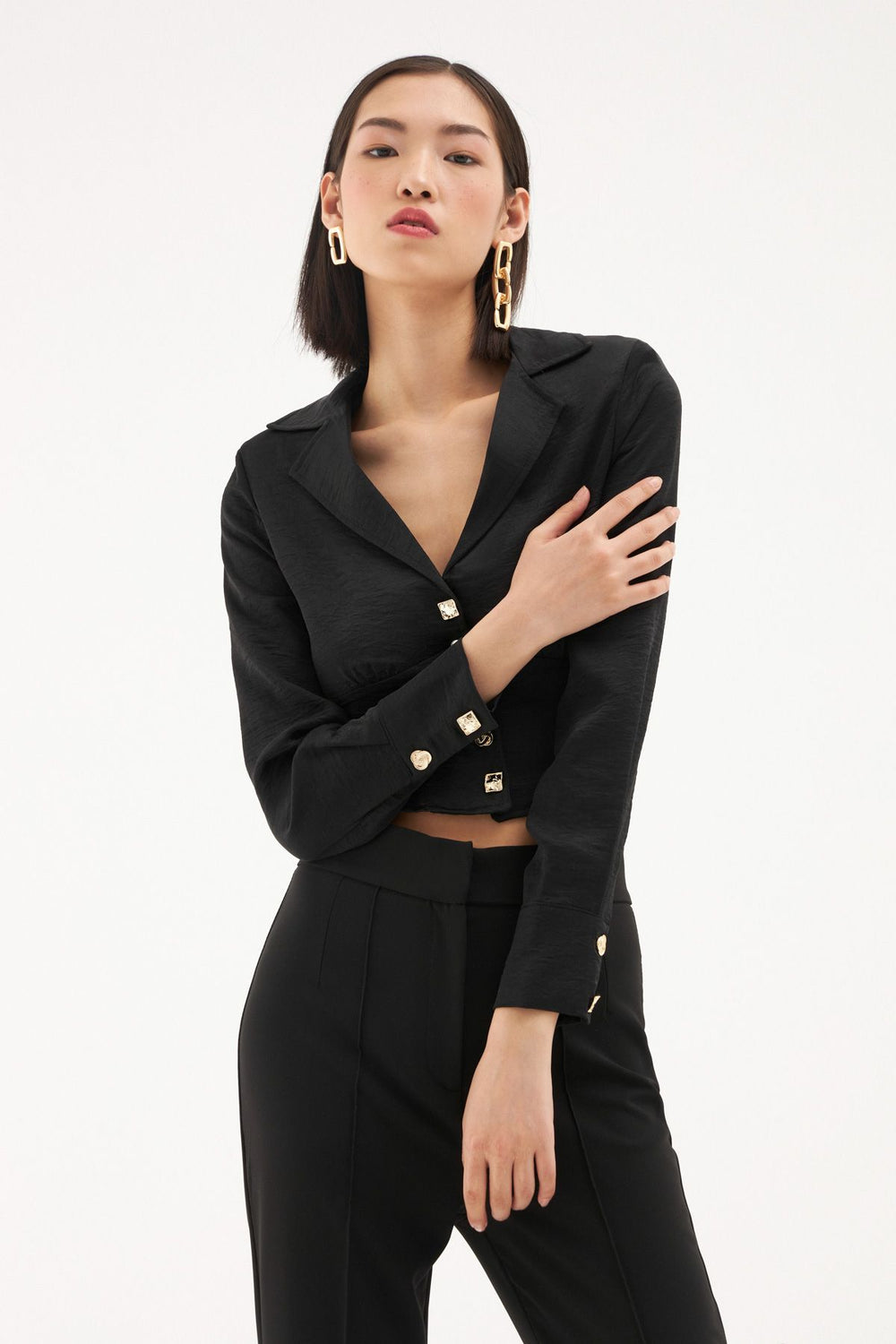 V Yaka Düğmeli Bluz Siyah