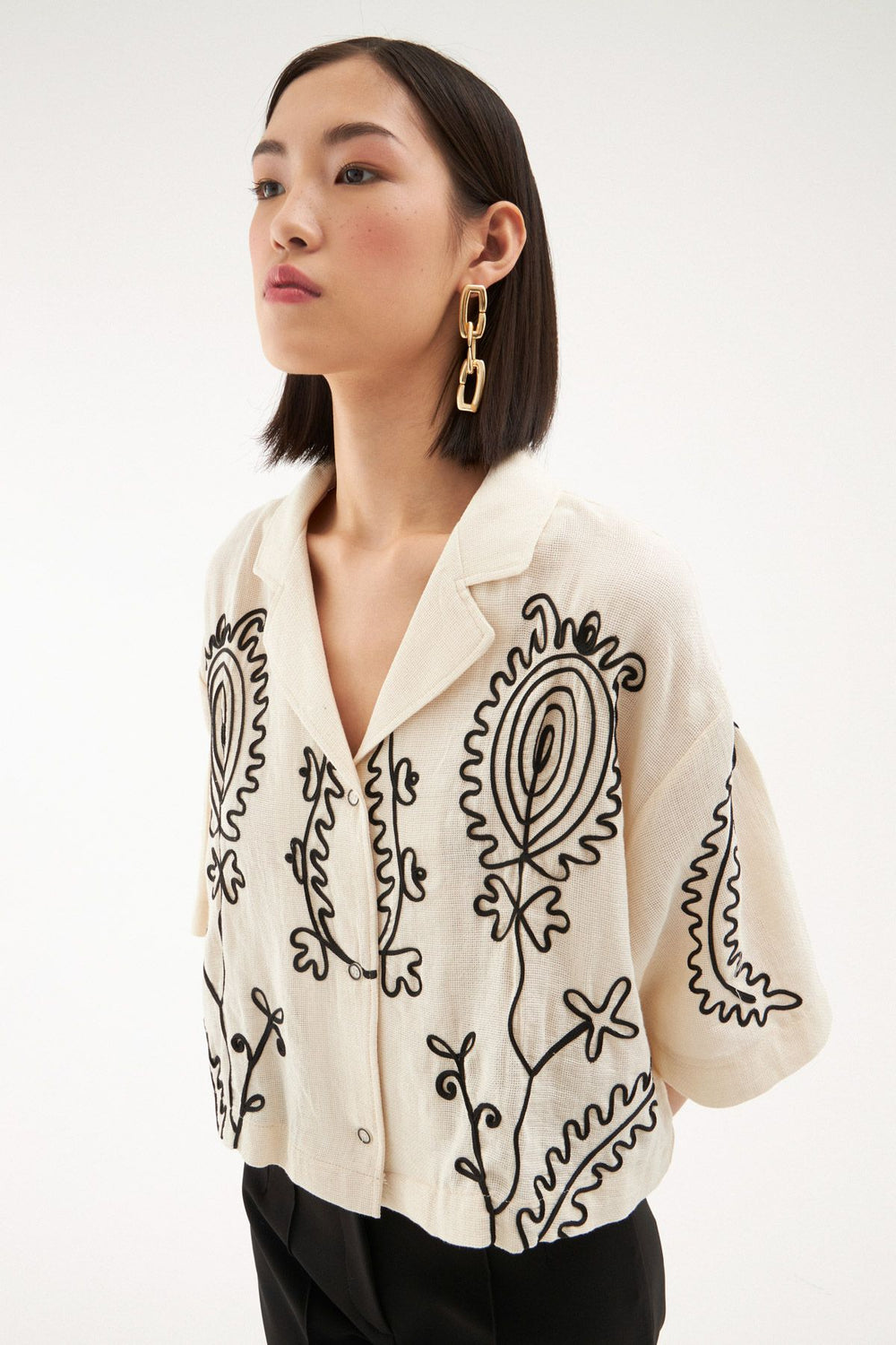 Embroidery Detailed Crop Linen Shirt Natural