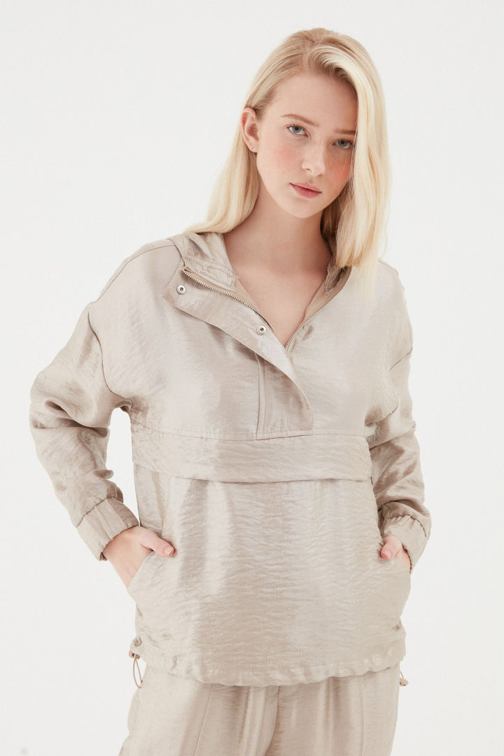 Pleated Waist Hooded Sweatshirt Beige