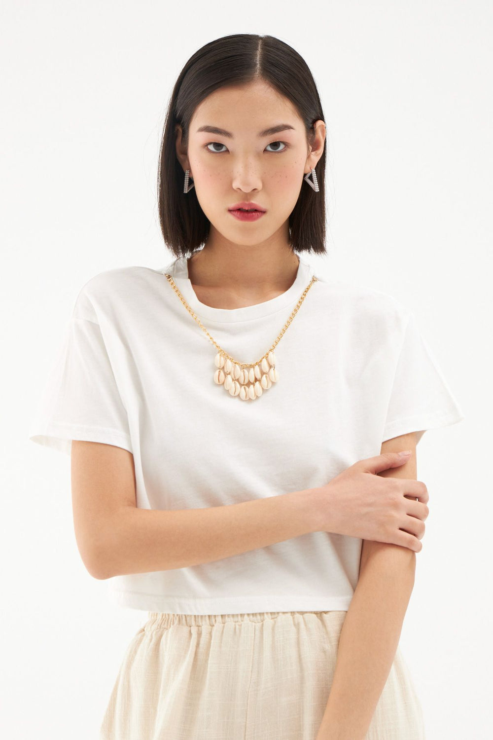 Sea Shell Accessory T-Shirt Ecru