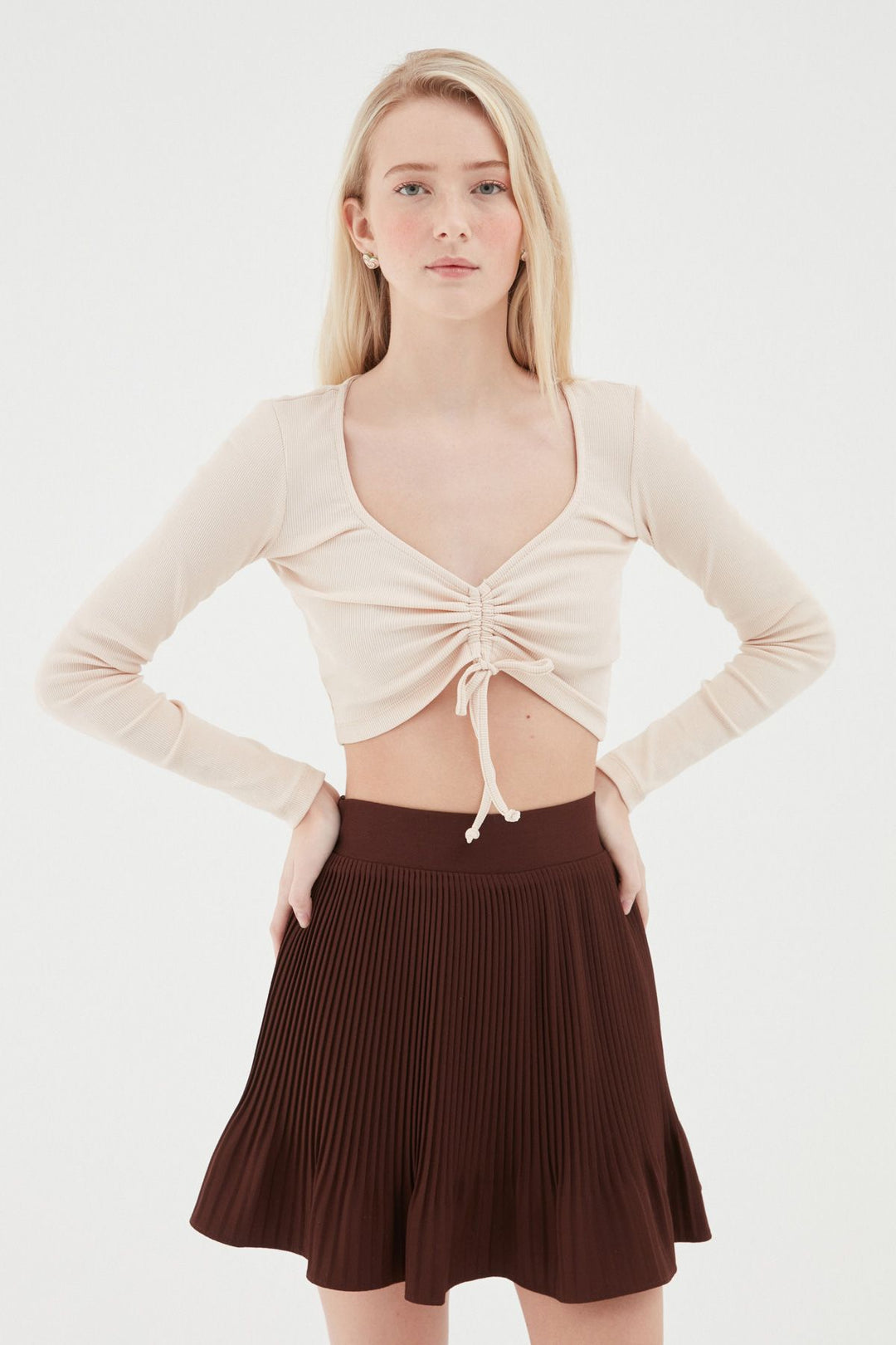 Büzgü Detaylı Crop Bluz Pudra