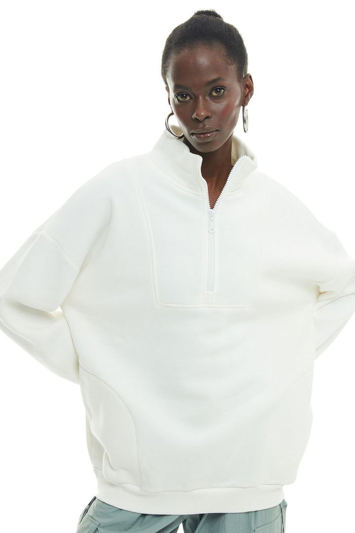 Zipper Turtleneck Sweatshirt Ecru
