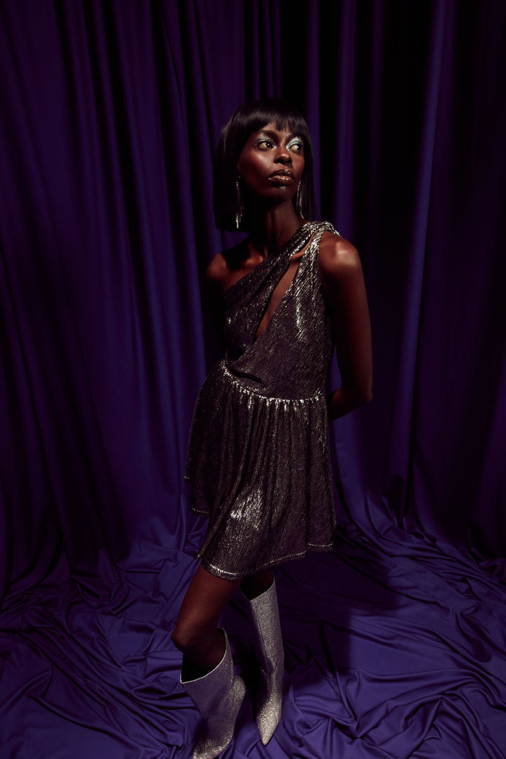 Low Back Shiny Dress Black