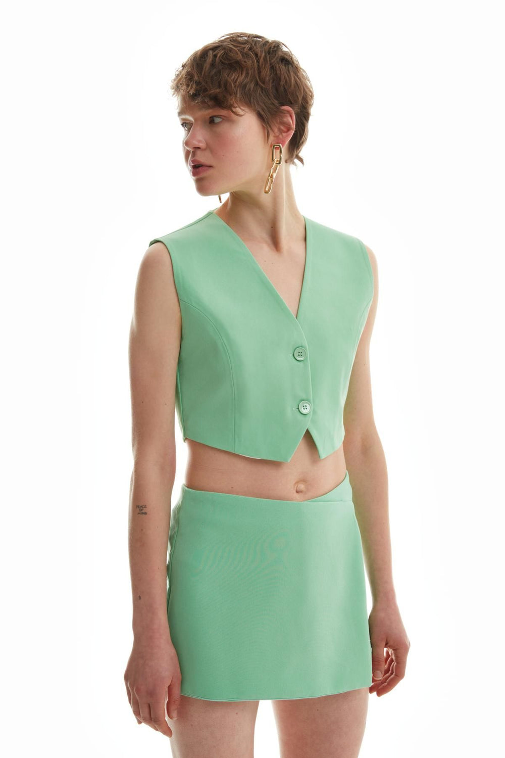 Buttoned Short Vest Apple Mint