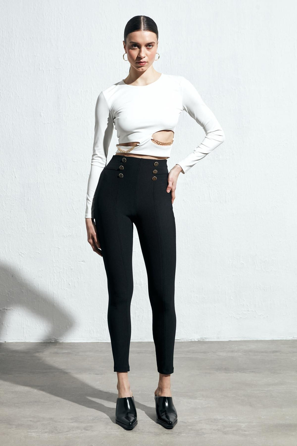 Stone Button Leggings Black