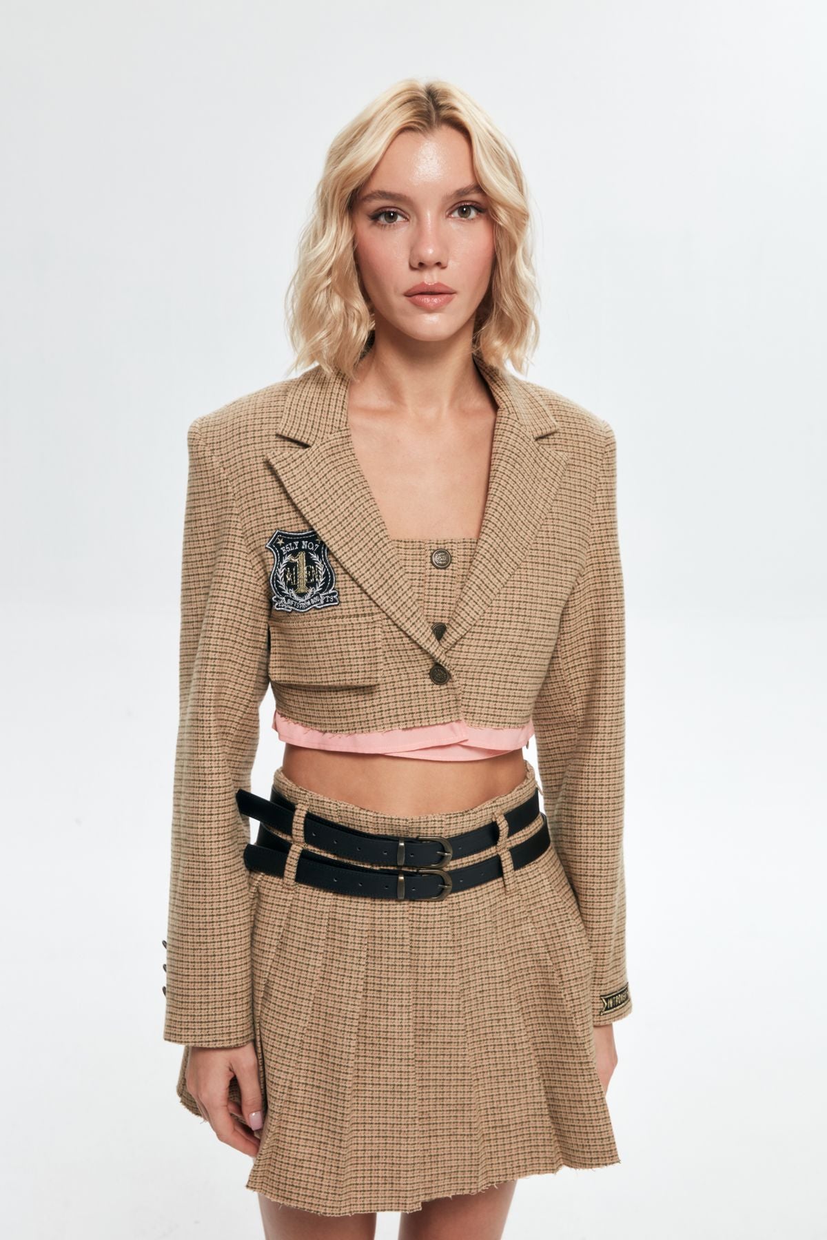 Embroidered Crop Blazer Jacket with Pocket Flap Beige