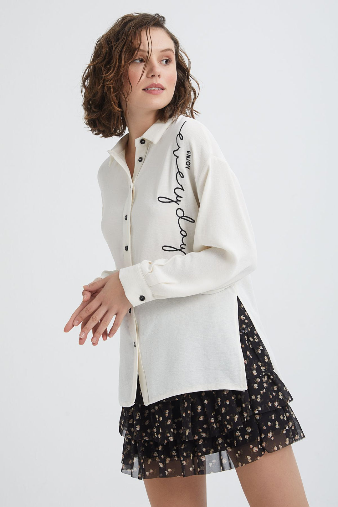 Embroidered Detailed Shirt Ecru