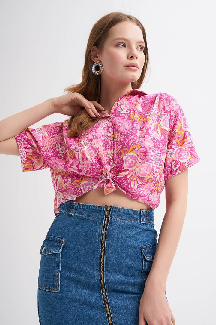 Desenli Kısa Kol Bağlamalı Gömlek Pembe