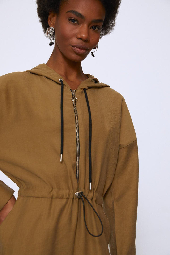 Önü Fermuarlı Kapüşonlu Tulum Haki