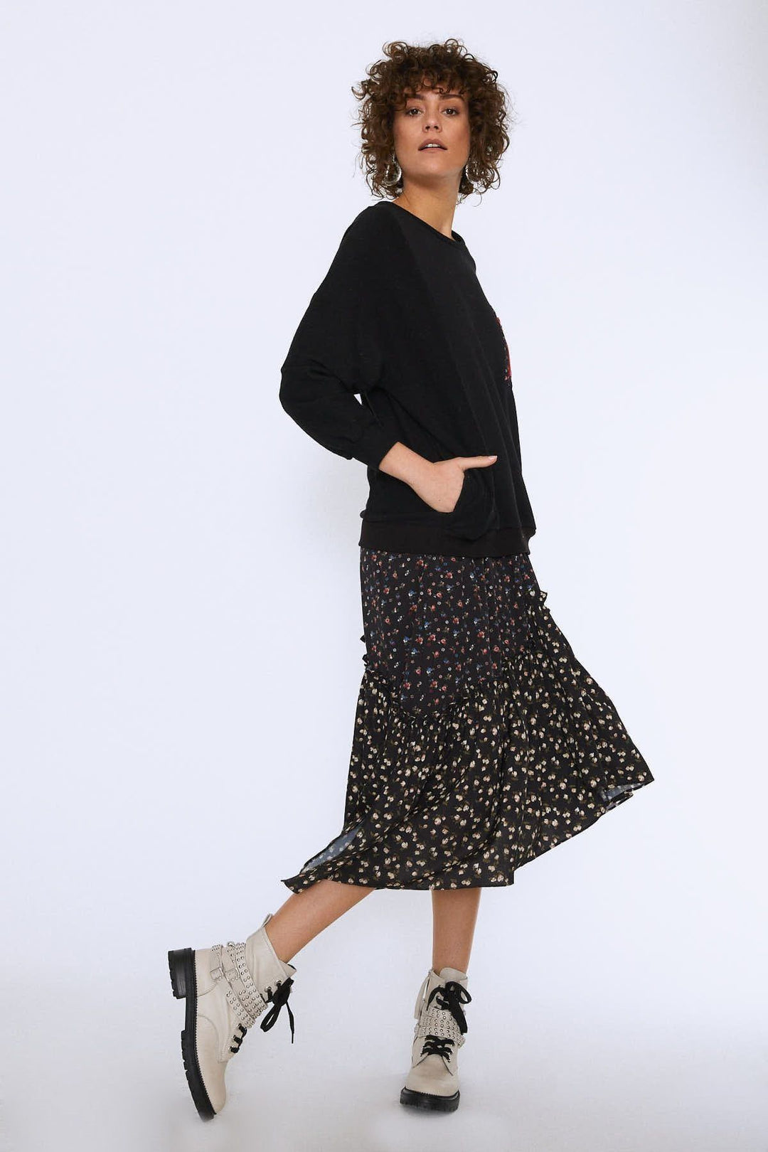 Desenli Cep Detaylı Elbise Siyah