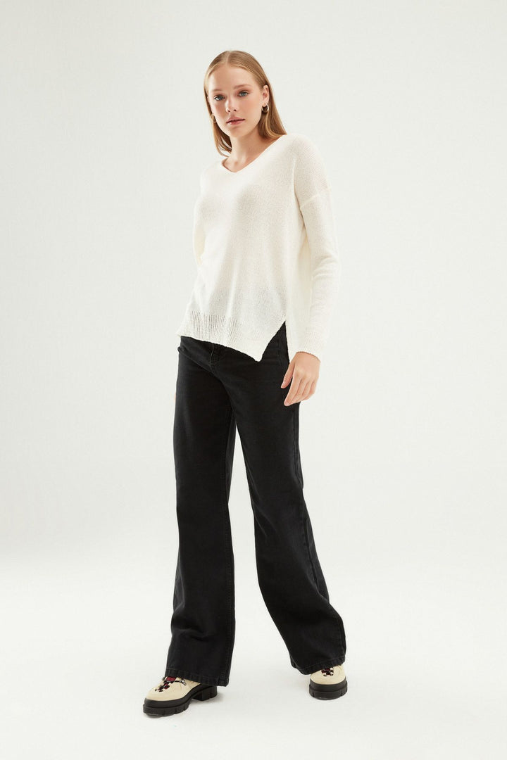V Neck Knitwear Ecru