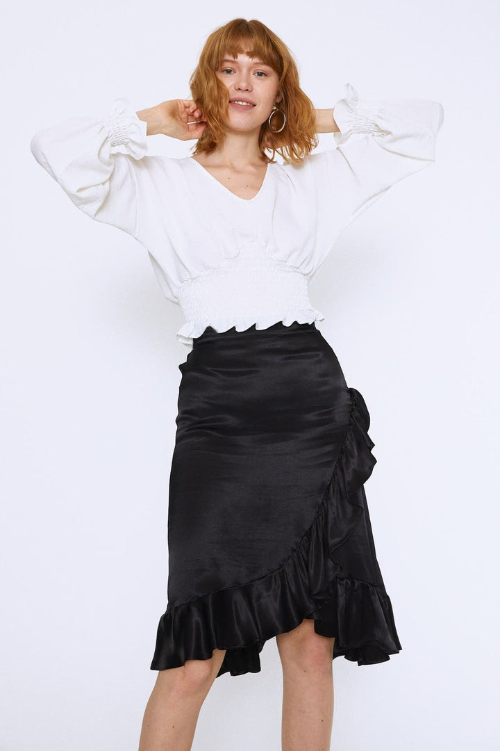 Beli Gipeli V Yaka Crop Bluz Ekru