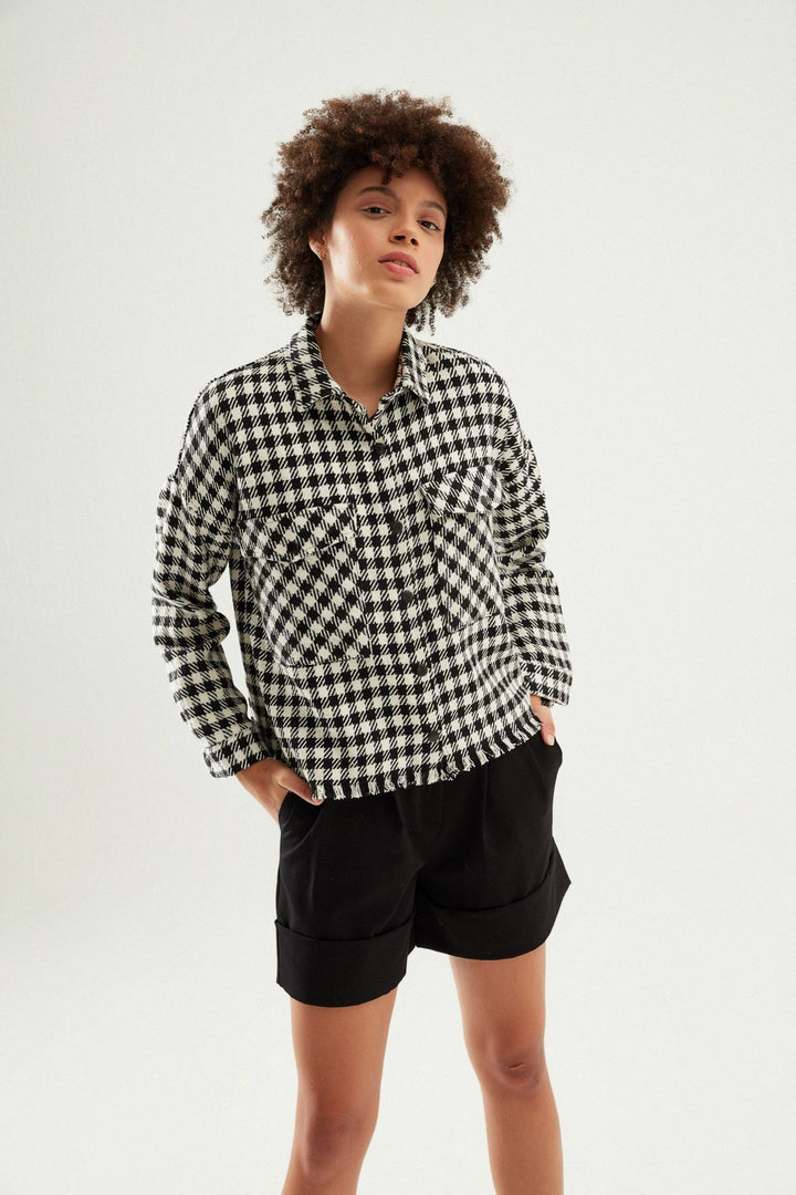 Çizgili Cepli Gömlek Siyah