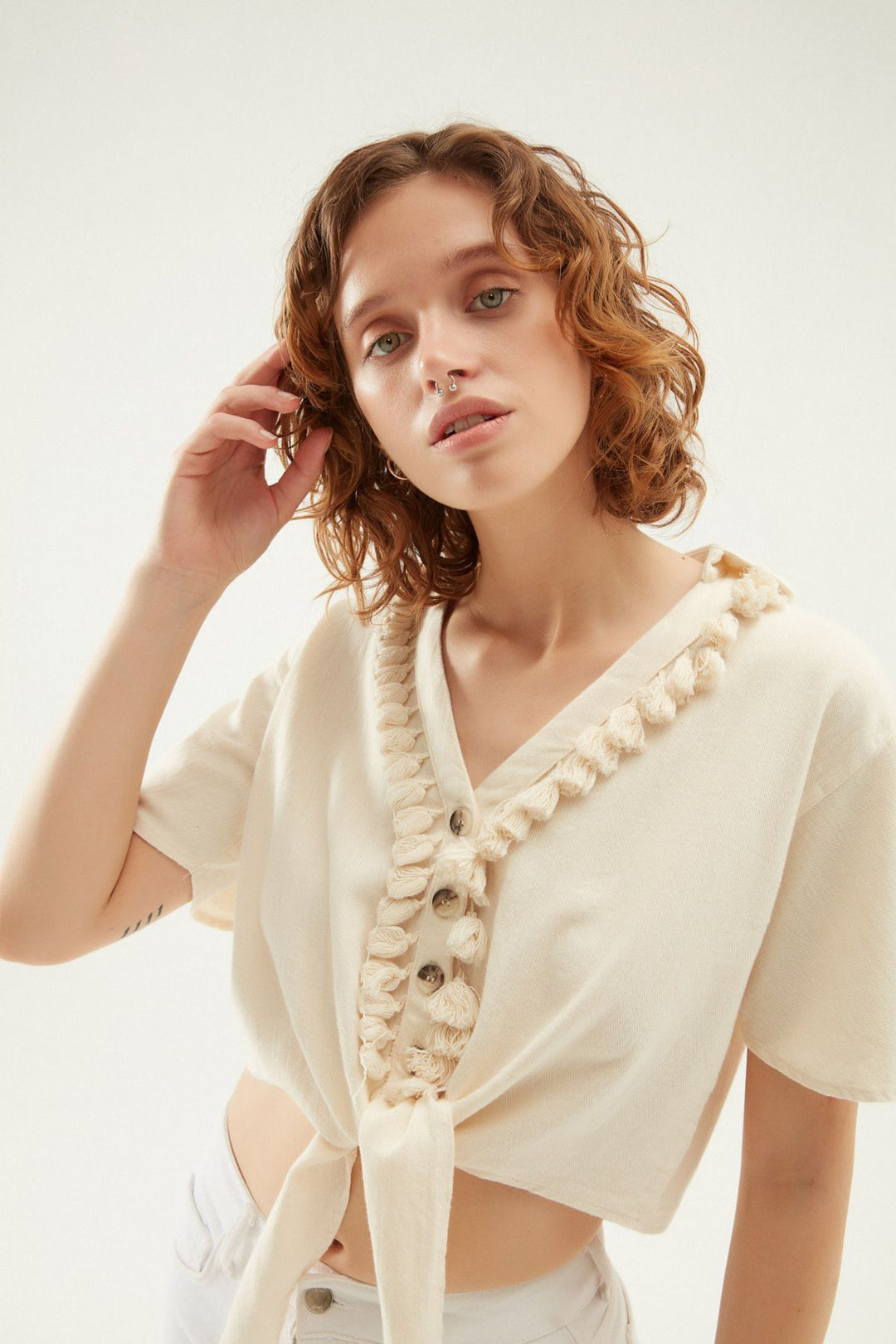 Püskül Detaylı Gömlek Naturel