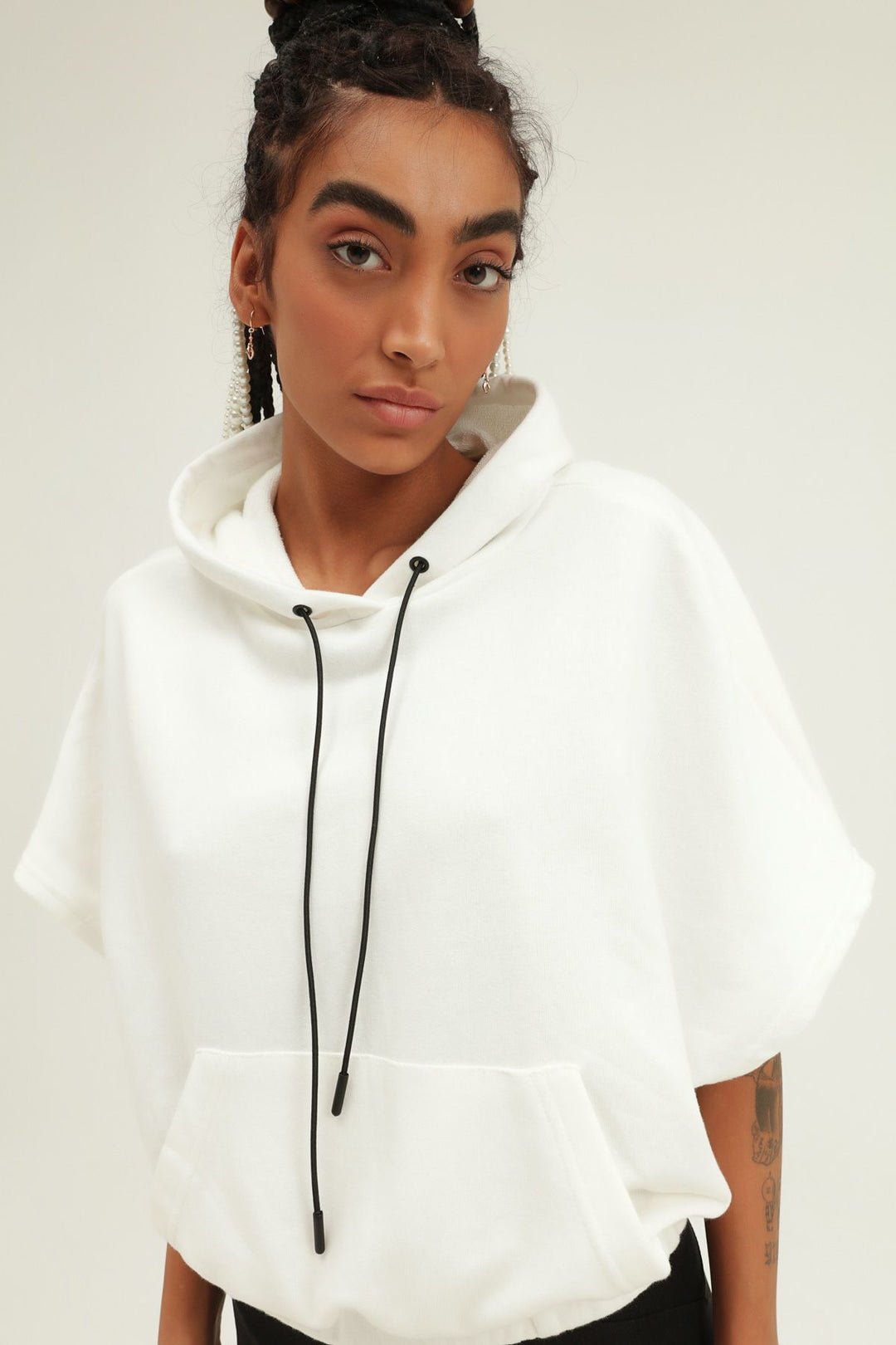Yarasa Kol Kapüşonlu Sweatshirt Beyaz