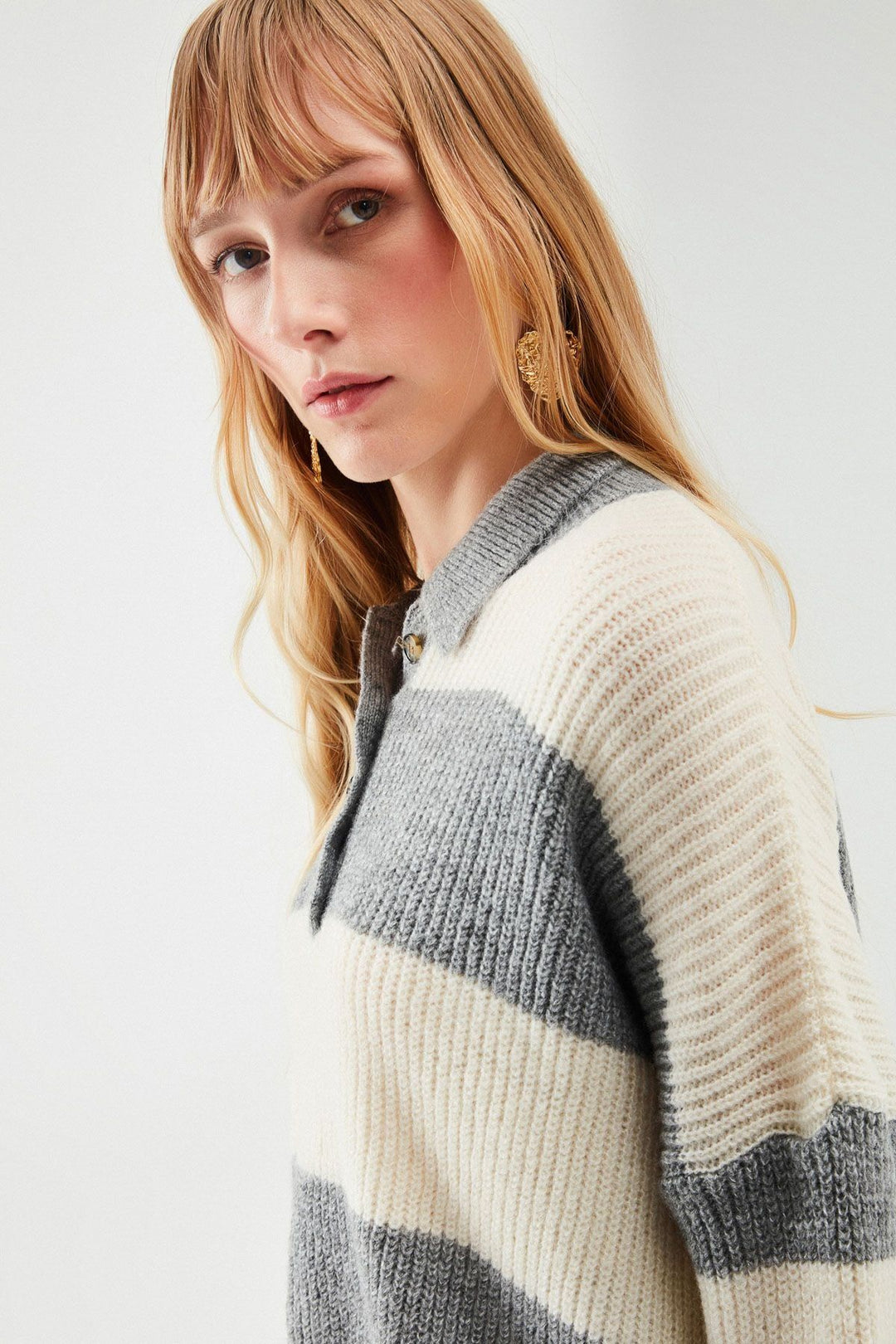 Polo Neck Striped Pullover Gray