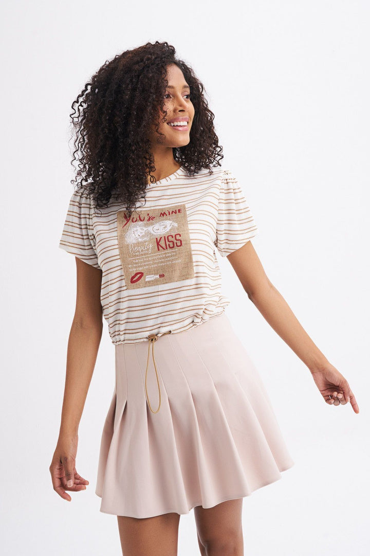 Patch Detaylı Tişört Kahverengi