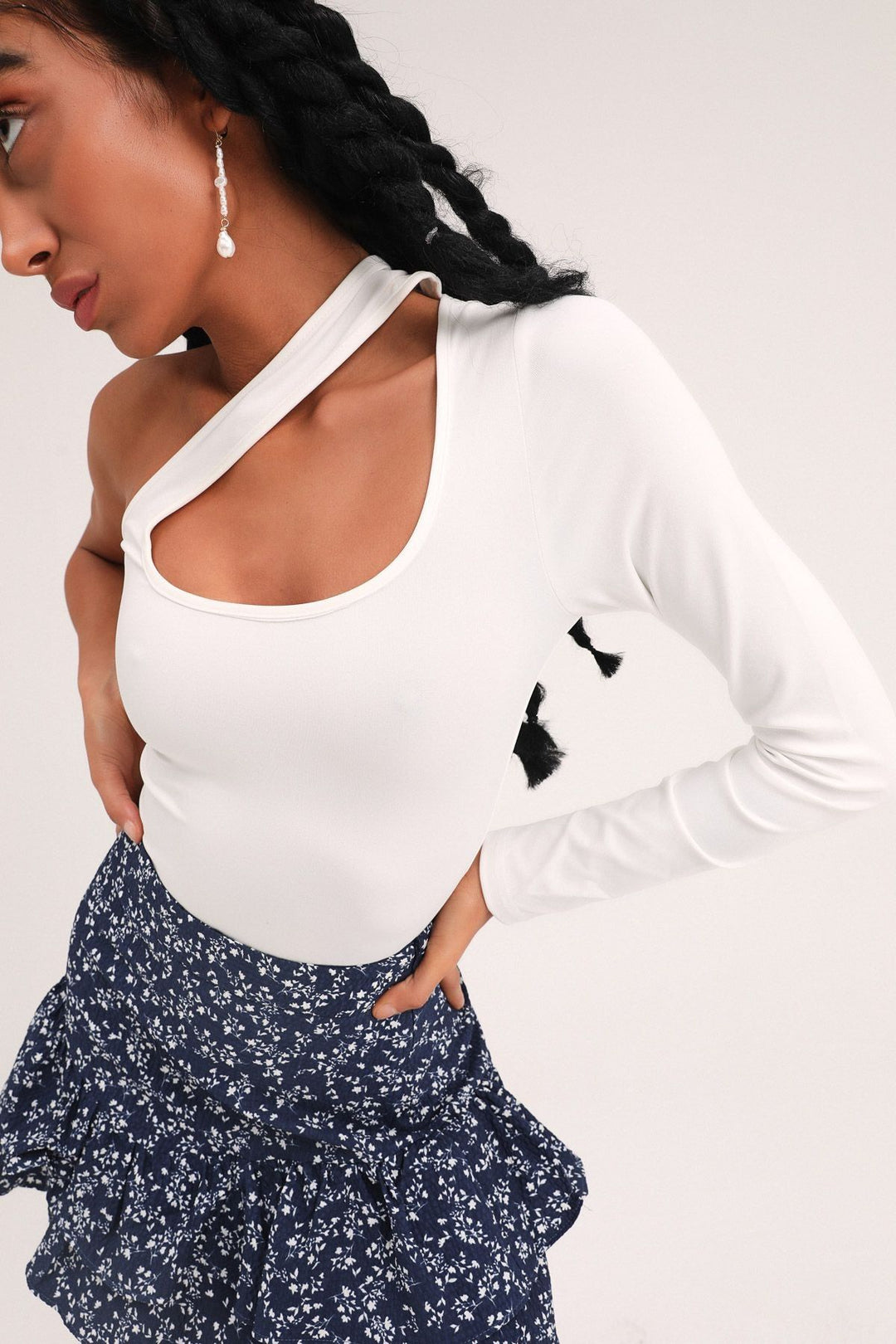 Asymmetric Sleeve Bodysuit Ecru