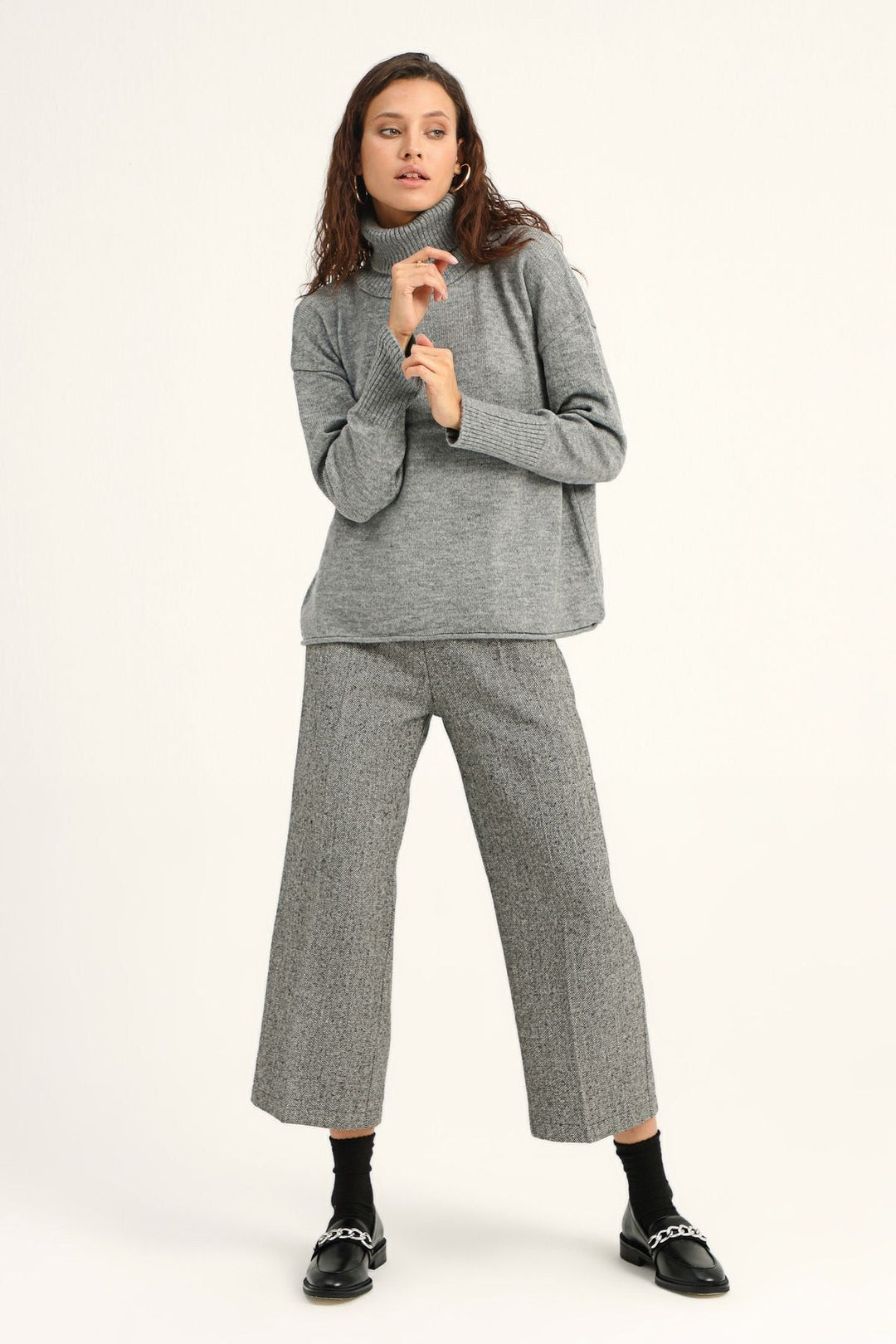 Turtleneck Loose Sweater Gray