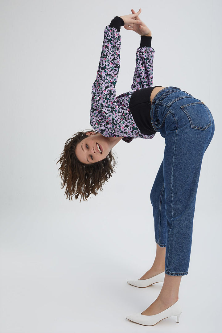 Çiçek Desenli V Yaka Bluz Lila