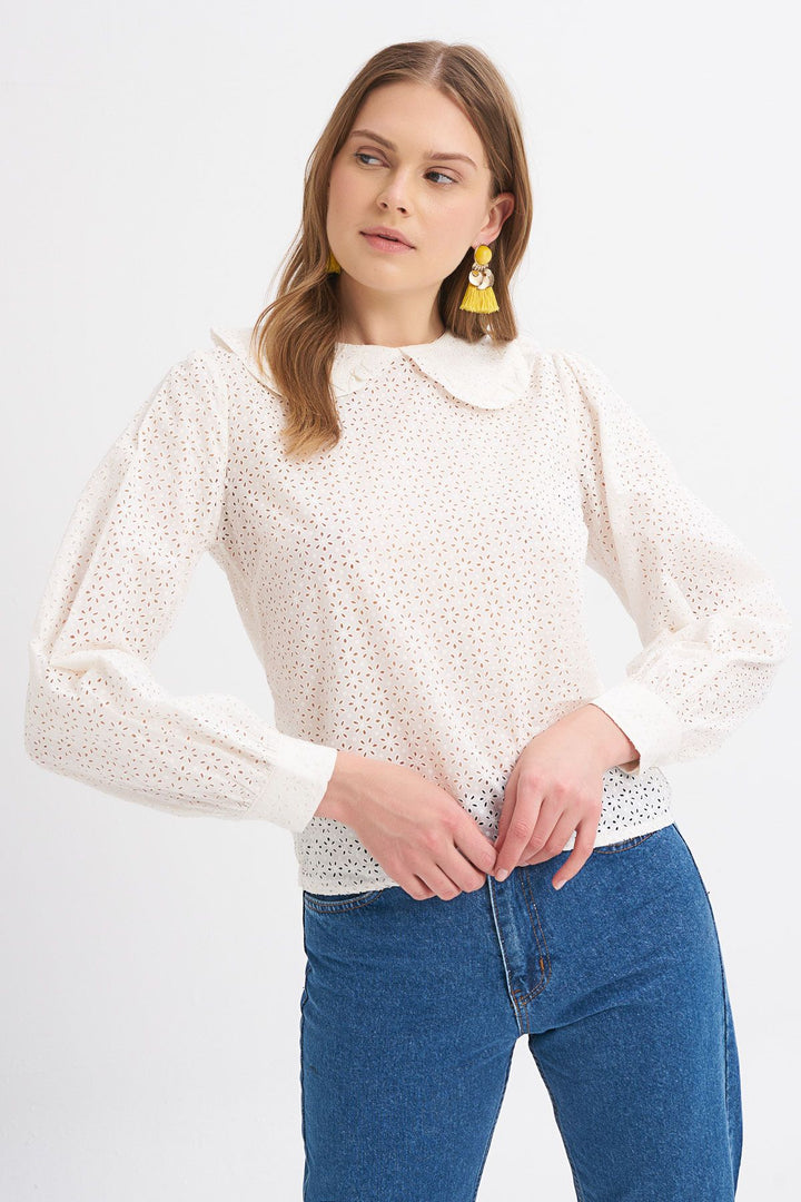Baby Collar Guipure Blouse Ecru