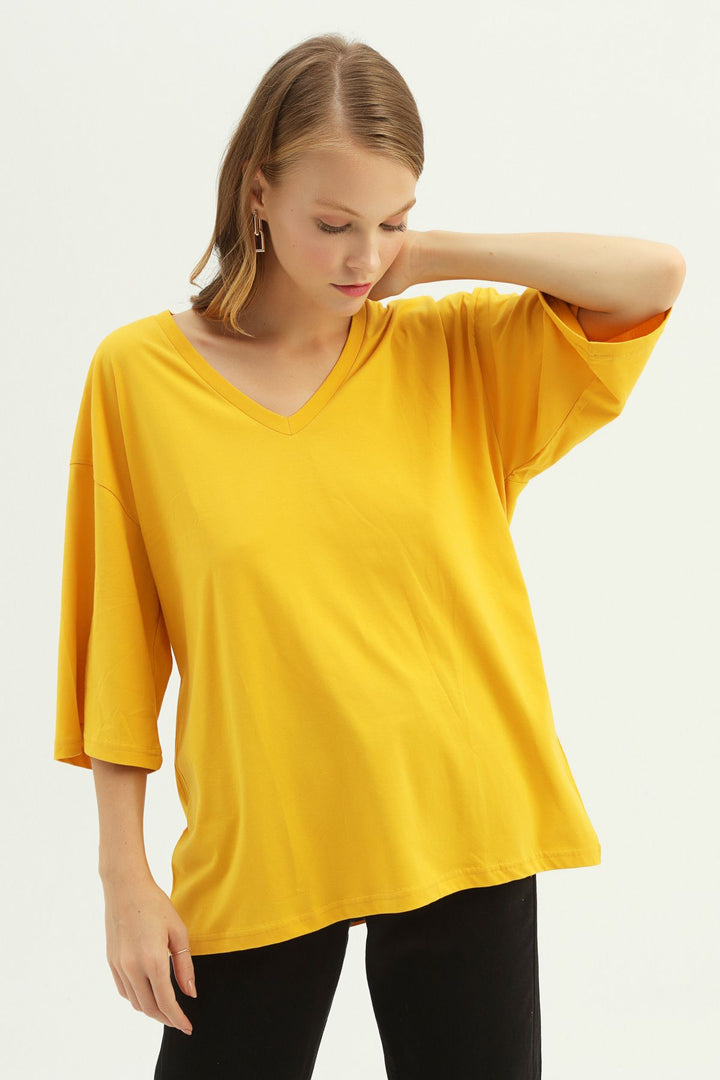 V Yaka Truvakar Kol Tişört Hardal