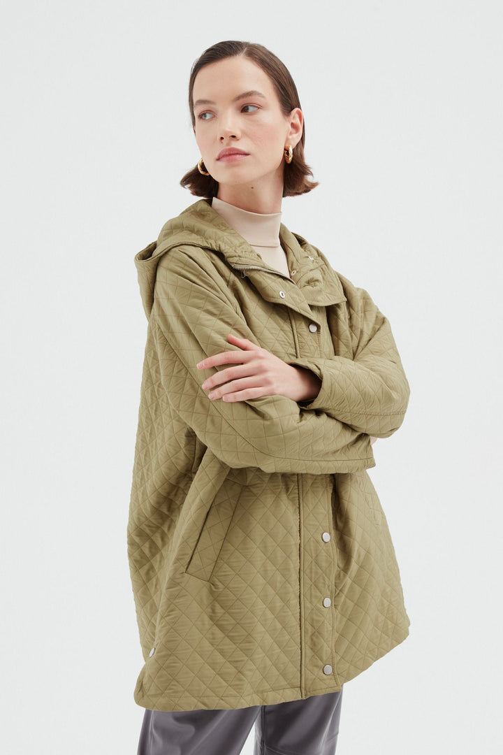 Oversize Kapitone Mont Haki