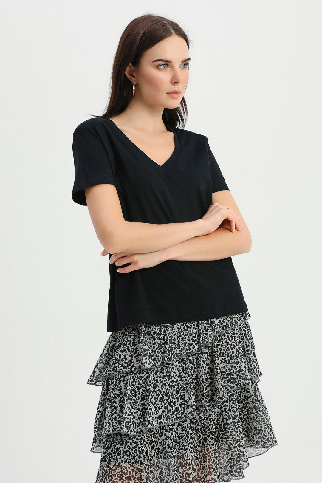 Vatkalı V Yaka Tişört Siyah