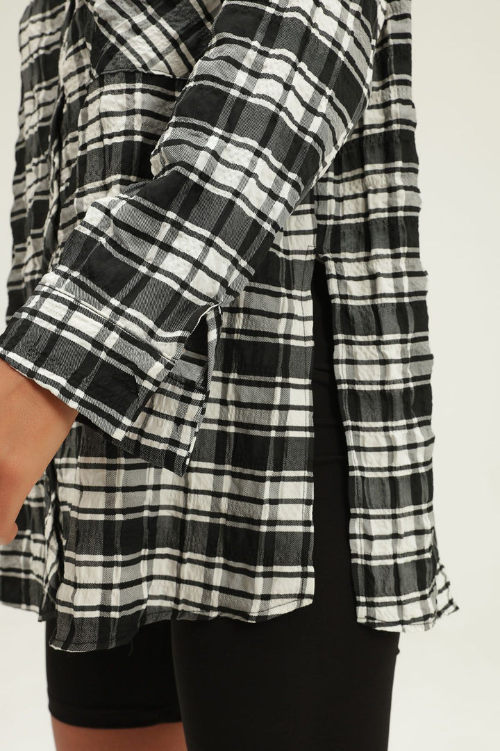 Asymmetric Striped Shirt Black