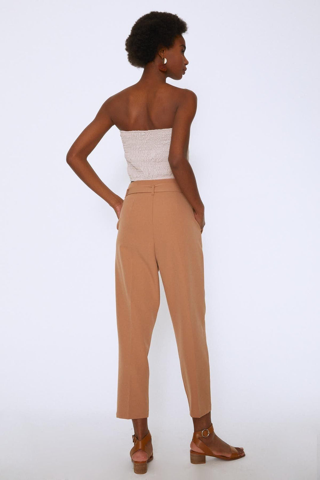 Beli Bağlamalı Cepli Pantolon Camel