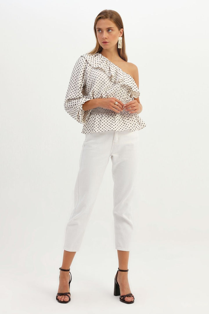 Volanlı Gipeli Tek Omuz Bluz Ekru