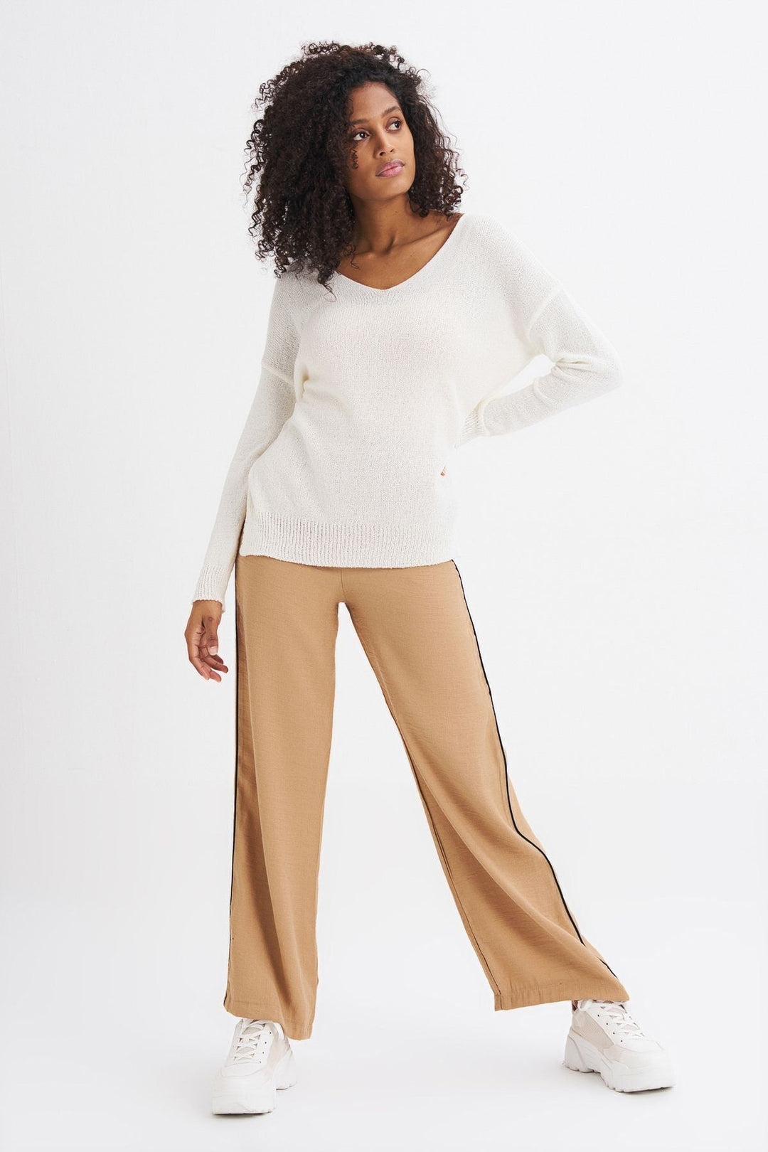 Şerit Detaylı Pantolon Camel